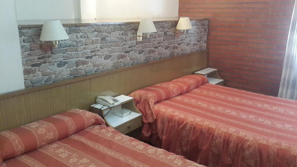 Diplomat Hotel Buenos Aires Kamer foto